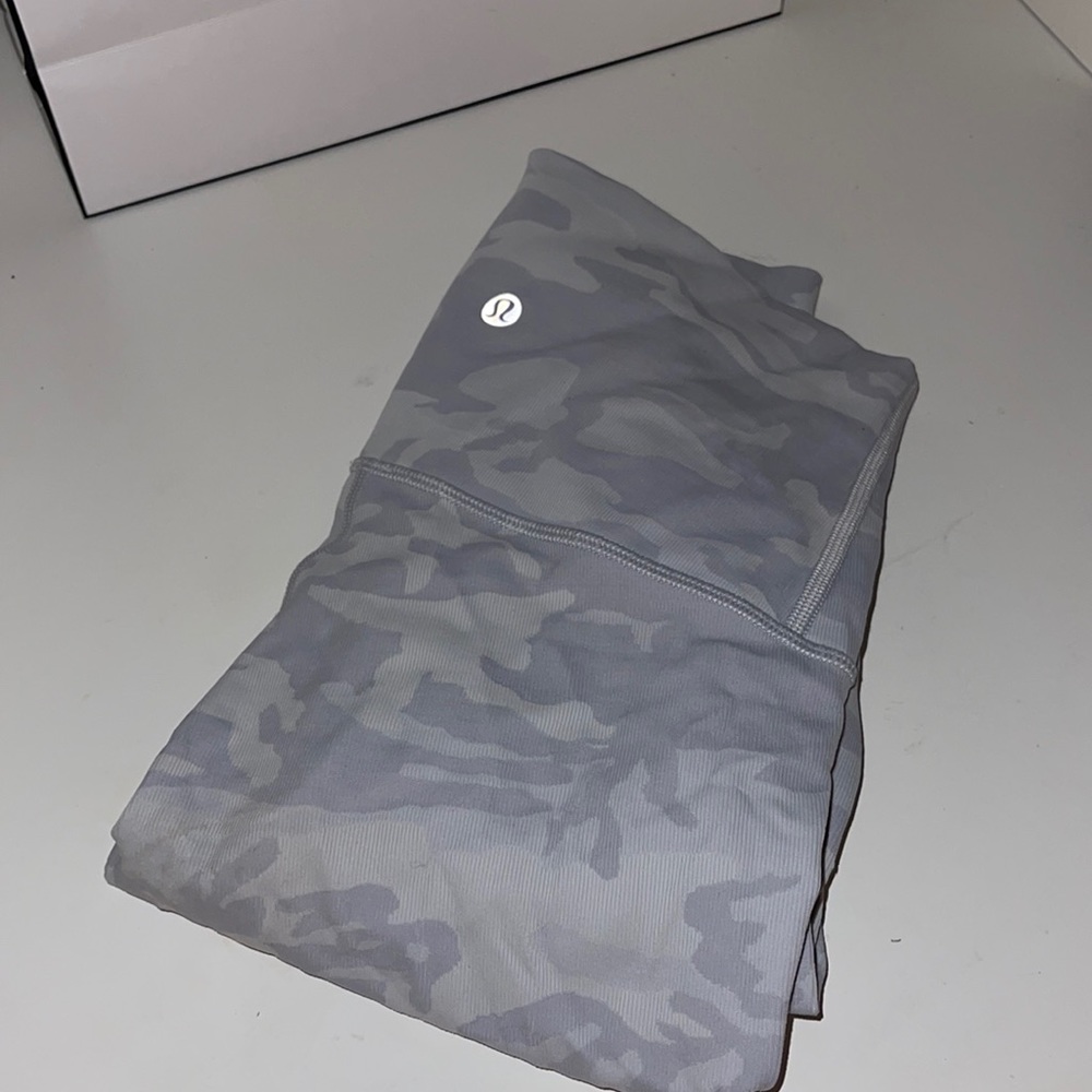 Camo lululemon leggings